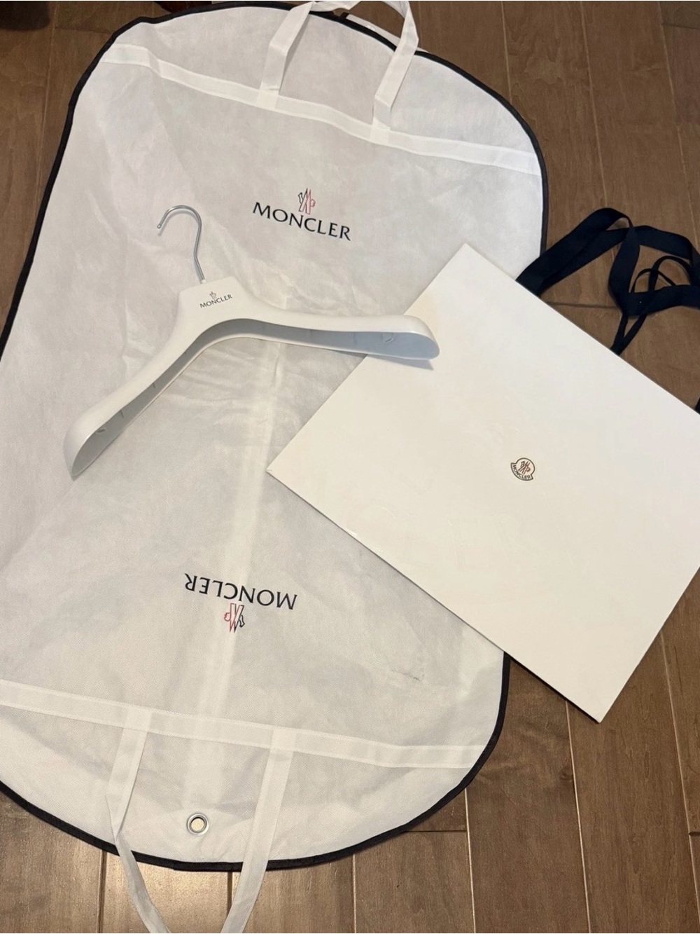 Moncler Grenoble Puffer Teddy bear Vest - Picture 9 of 12